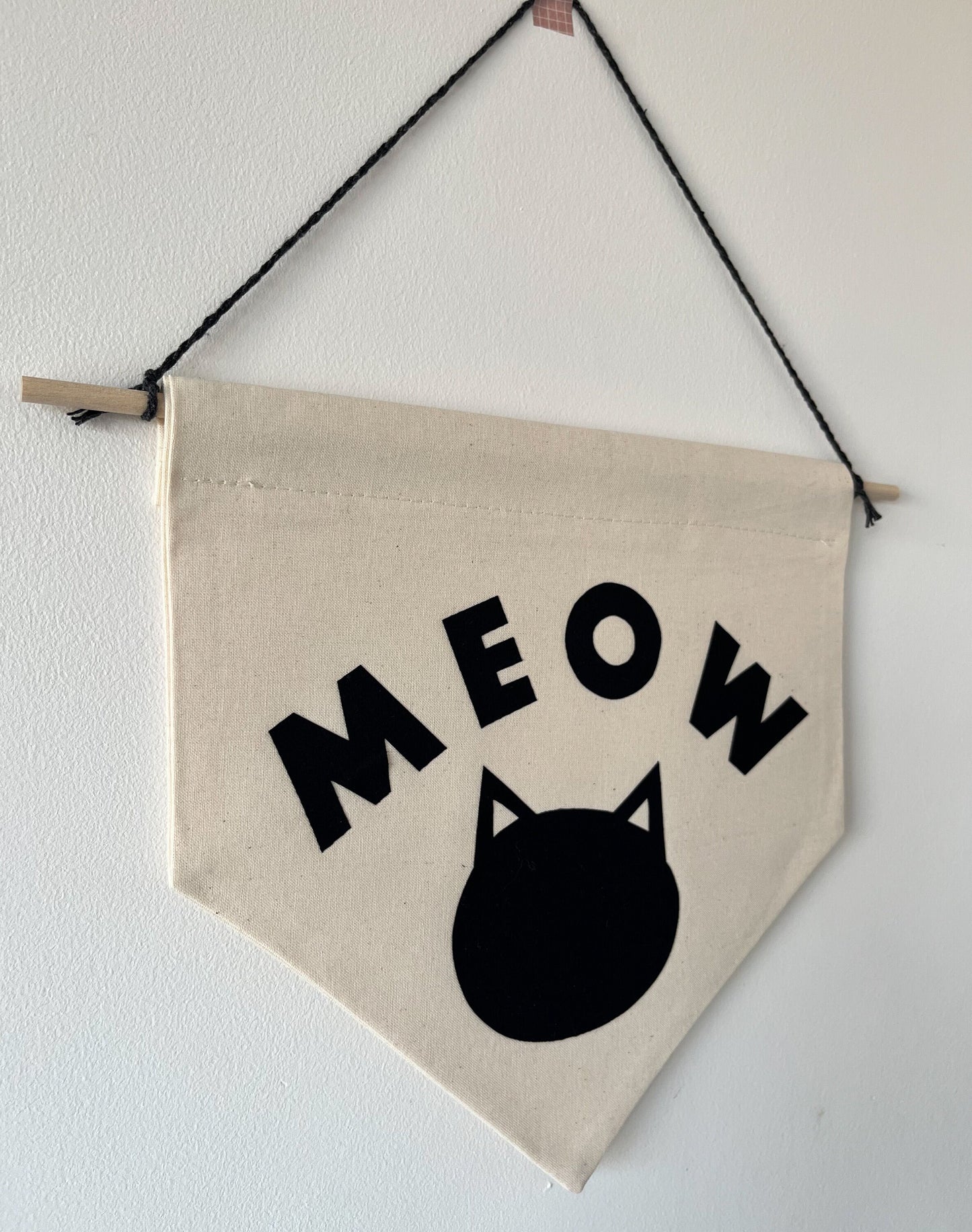 Cat 'Meow' Pennant Flag